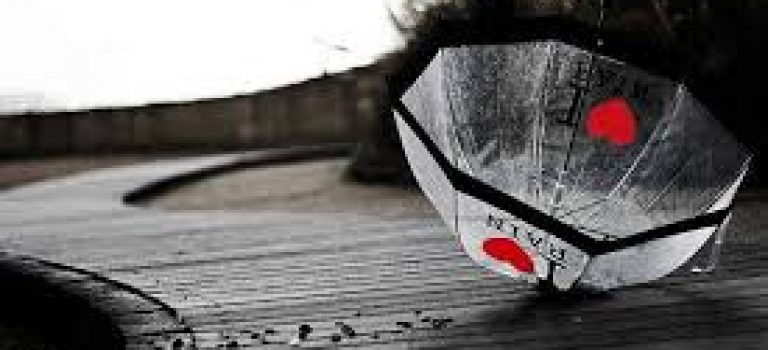 دخترم در شرف خیانت به همسرش است. نمی دانم چطور برخورد کنم؟