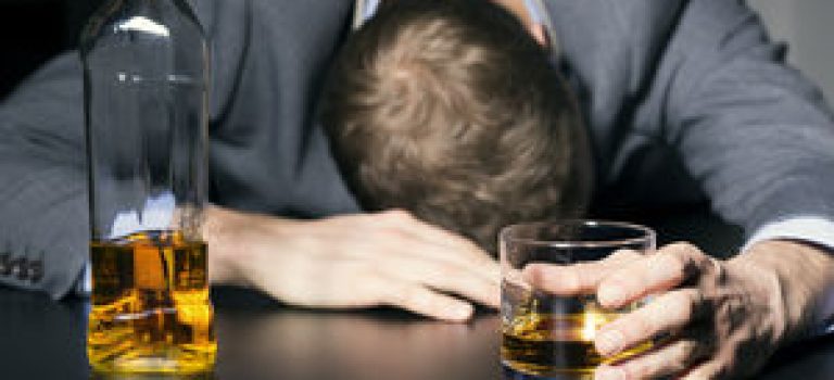 مشروبات الکلی؛ ویران کننده ای غیرقابل ترک